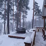 Hills * Tahkovuori