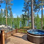 Hills Tahkovuori